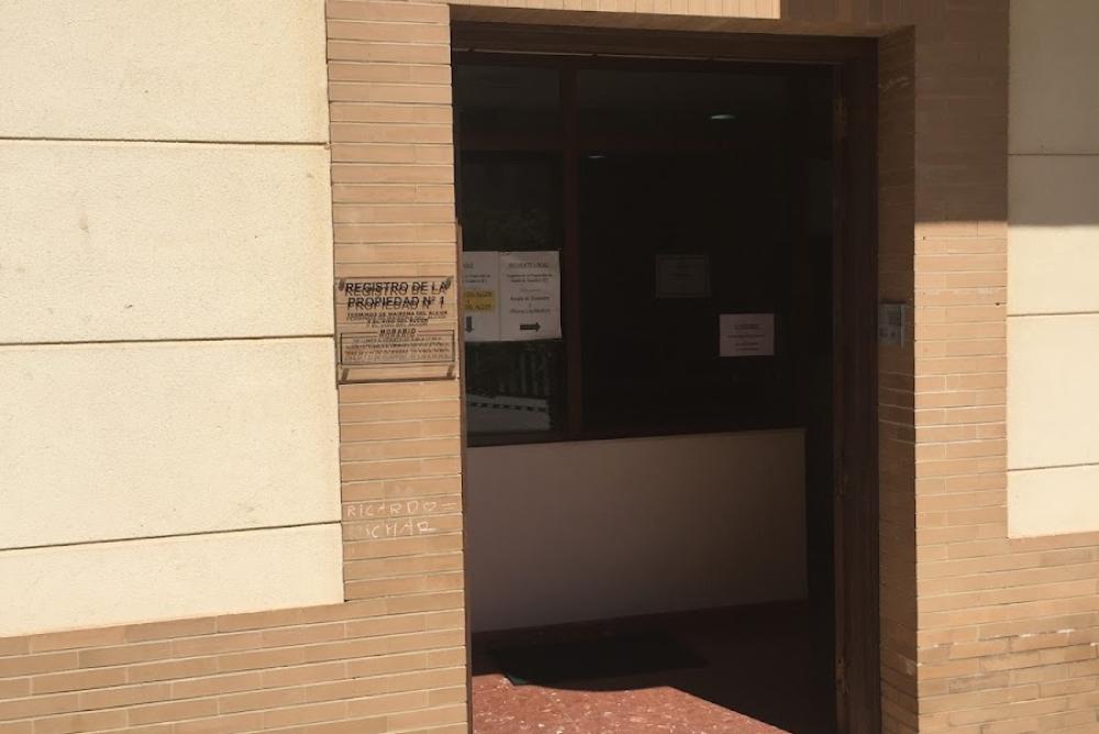 Oficinas del Registro de la Propiedad en Alcalá de Guadaíra (Sevilla)