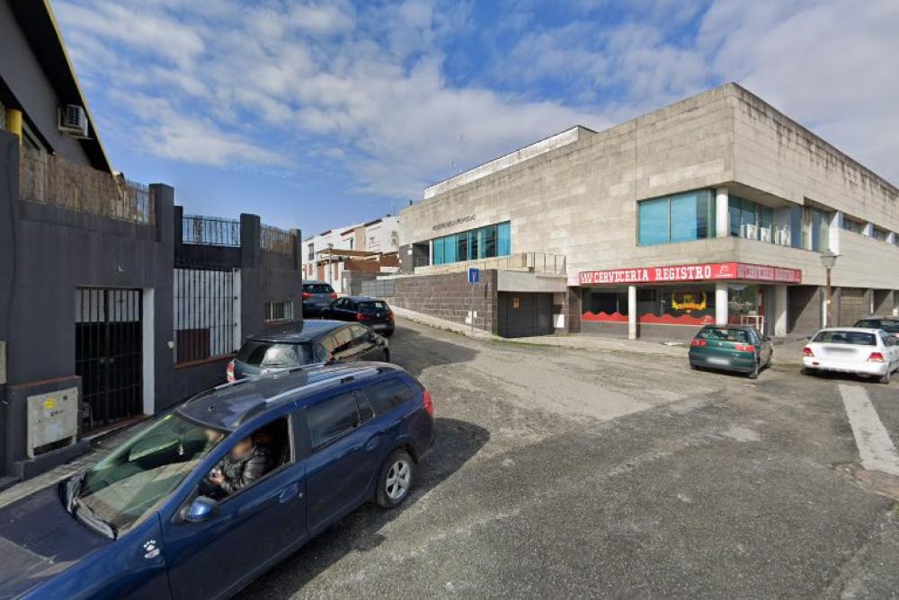 Oficinas del Registro de la Propiedad en Sanlúcar la Mayor (Sevilla)