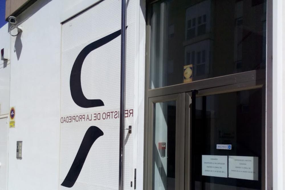 Registro de la Propiedad de Alcázar de San Juan Nº 01 | Francisco Javier Martínez Colmenarejo