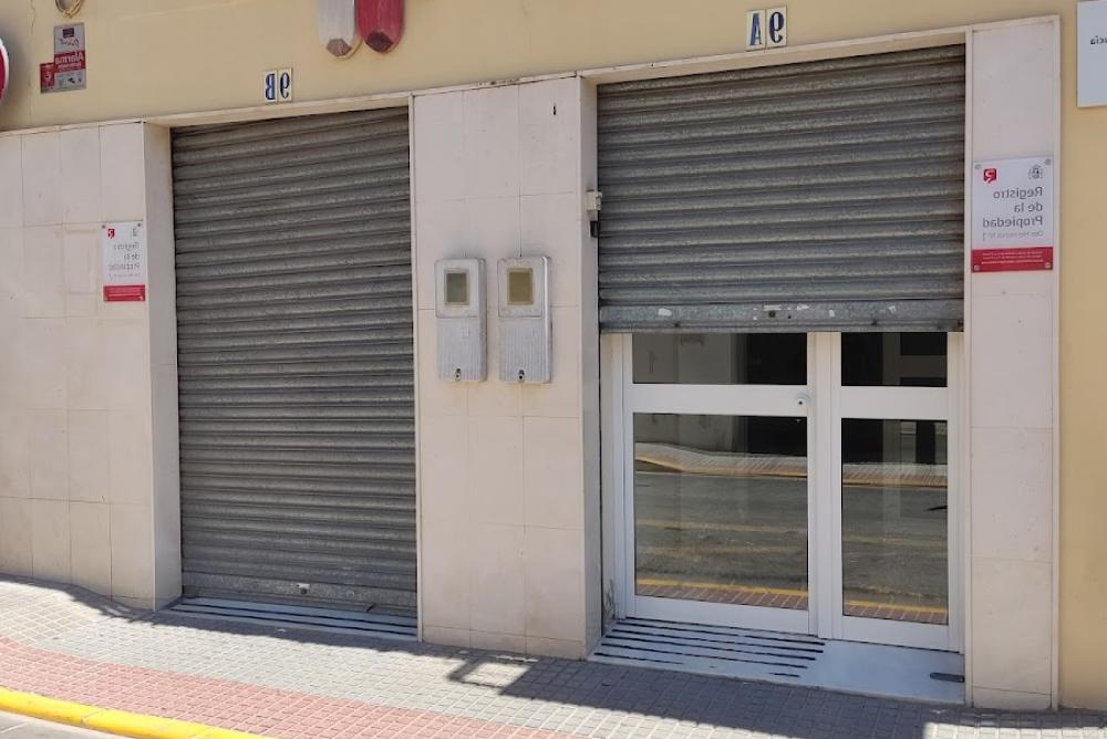 Registro de la Propiedad de Dos Hermanas Nº 02 | Paloma Villalobos Sánchez