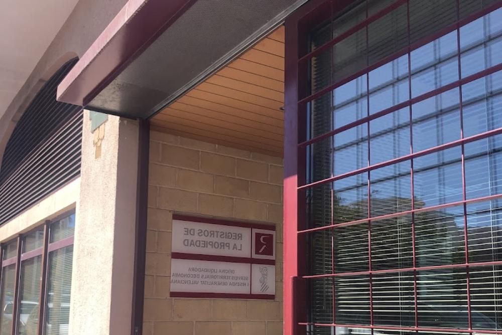 Registro de la Propiedad de Torrevieja Nº 03 | Alejandro Mª Bañón González