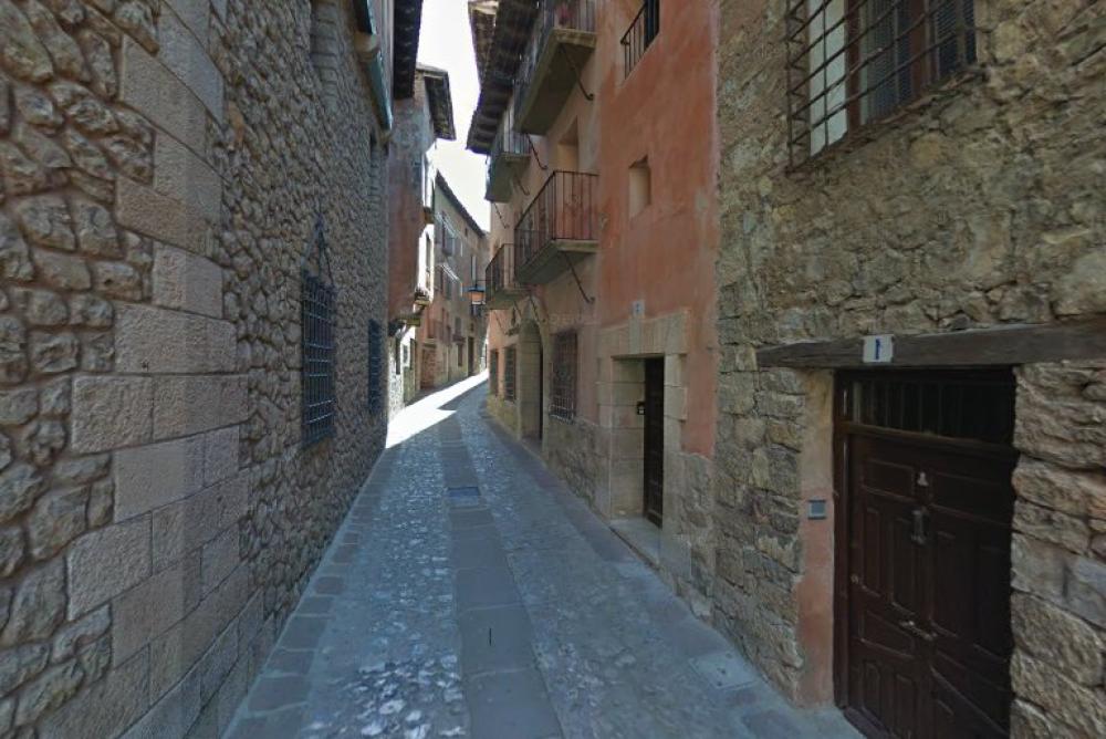 Registro de la Propiedad de Albarracín | Mª de Los Ángeles Ruiz Blasco