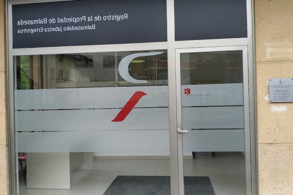 Registro de la Propiedad de Balmaseda | Fernando Serna Rubio