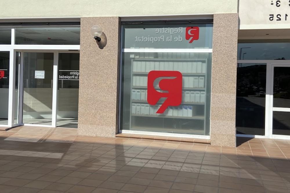 Registro de la Propiedad de Pineda de Mar | Marta Valls Teixidó