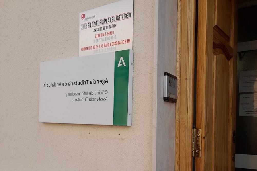 Registro de la Propiedad de Rute | Lucía Giménez Sánchez de Puerta